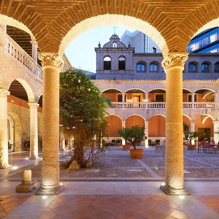 Hotel Palacio De Santa Paula, Autograph Collection Granada Bagian luar foto